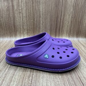 Crocs Dahlia Purple Lodge‎ Slippers Mens 7 Women’s 9 Lined Inside Bottom